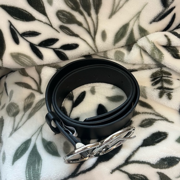 Black Belt with Silver Buckle - Picture 3 of 5